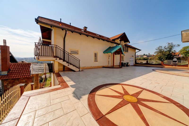 Cost of Stamped Concrete in Mount Washington, KY